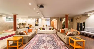 Villa in Abadin, Spanien