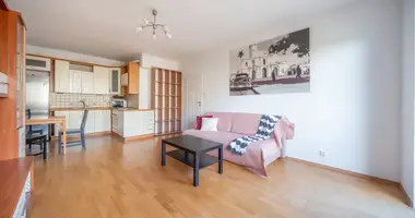 Mieszkanie 2 pokoi w Warszawa, Polska