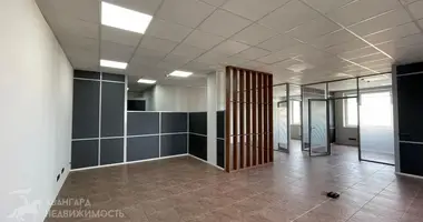 Oficina 120 m² en Minsk, Belarús