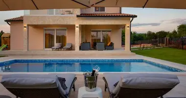 Villa 4 chambres dans Rabac, Croatie