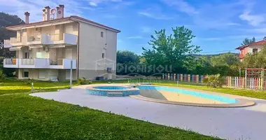 Wohnung 2 Schlafzimmer in Nikiti, Griechenland