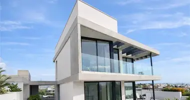 3 bedroom house in San Pedro Alcantara, Spain
