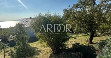 Terrain dans Kostrena, Croatie