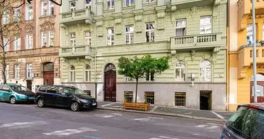 Wohnung 5 zimmer in Hauptstadt Prag, Tschechien