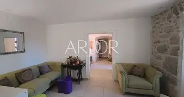 Квартира 4 спальни в Город Опатия, Хорватия