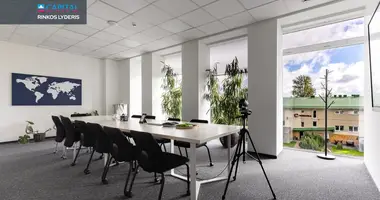 Коммерческое помещение 692 м² в Вильнюс, Литва