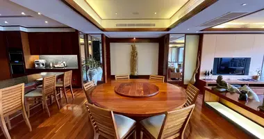 Mieszkanie 3 pokoi w Kamala, Tajlandia