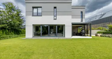 Herrenhaus 4 Schlafzimmer in Lomianki Dolne, Polen