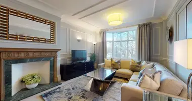 Apartment 6 bedrooms in London, United Kingdom