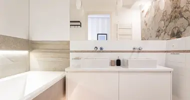 Appartement 2 chambres dans Varsovie, Pologne