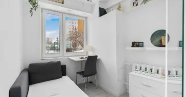1 room apartment in Warsaw, Poland