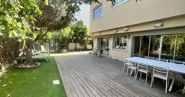 Коттедж 7 комнат в Раанана, Израиль