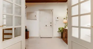 Wohnung 5 Schlafzimmer in Sao Domingos de Rana, Portugal