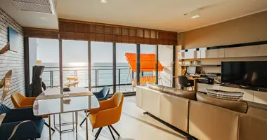 Condo 2 bedrooms in Na Kluea, Thailand