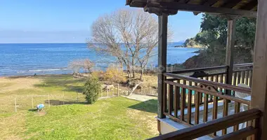 Apartment 8 bedrooms in Ierissos, Greece