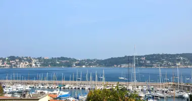 2 bedroom apartment in France