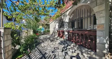 3 bedroom house in Kunje, Montenegro