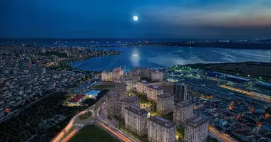 Квартира 5 комнат в Кючюкчекмедже, Турция