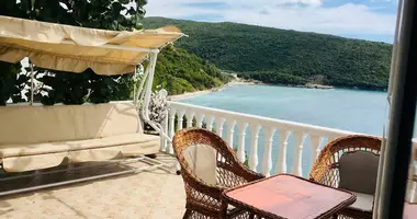 Вилла 3 комнаты в Круче, Черногория