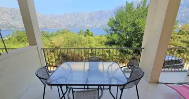 Apartamento 2 habitaciones en Prcanj, Montenegro