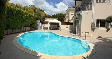 Villa 4 chambres dans Pyrgos Lemesou, Chypre