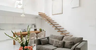 Квартира 3 комнаты в Краков, Польша