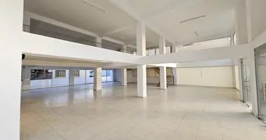 Shop 180 m² in Kato Polemidion Municipality, Cyprus