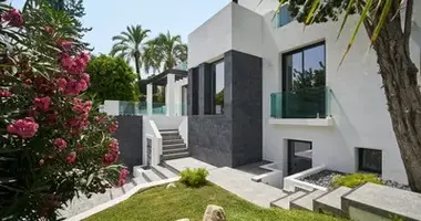 Haus 5 Schlafzimmer in Marbella, Spanien