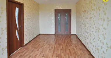Apartamento 3 habitaciones en Krupica, Bielorrusia
