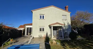 Villa 4 chambres dans Umag, Croatie