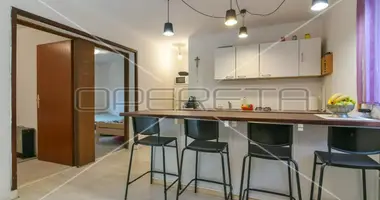 Дом 4 комнаты в Opcina Tuhelj, Хорватия