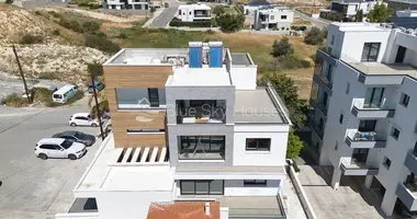Appartement 3 chambres dans Demos Agiou Athanasiou, Chypre