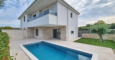Haus 3 Schlafzimmer in Radici, Kroatien