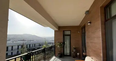 Квартира 4 комнаты в Тбилиси, Грузия