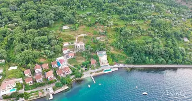 Участок земли в Котор, Черногория