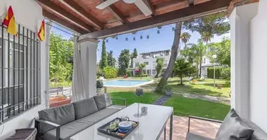 Haus 3 Schlafzimmer in San Pedro Alcantara, Spanien