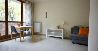 Квартира 2 комнаты в Варшава, Польша