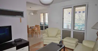 Wohnung 2 Schlafzimmer in Dobrota, Montenegro