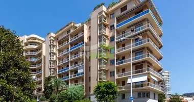 Квартира 4 комнаты в Монте-Карло, Монако