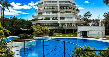 Penthouse 3 bedrooms in San Pedro Alcantara, Spain