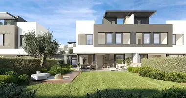 3 bedroom house in Estepona, Spain