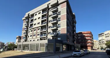 3 bedroom apartment in Karşıyaka, Turkey