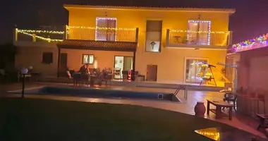 Haus 4 Schlafzimmer in Erimi Municipality, Zypern