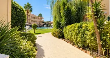 2 bedroom apartment in Manilva, Spain