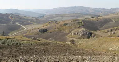 Grundstück in Cianciana, Italien
