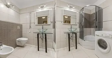 Appartement 2 chambres dans Varsovie, Pologne