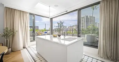 Appartement 5 chambres dans Varsovie, Pologne