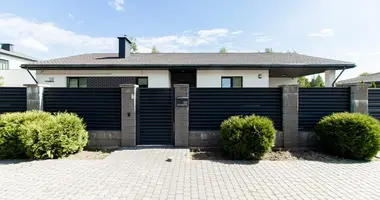 Casa de campo en Kalodziscanski sielski Saviet, Belarús