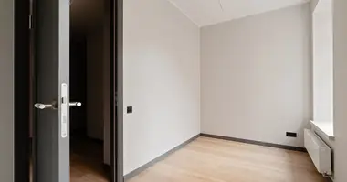 Wohnung 4 zimmer in Riga, Lettland