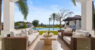 4 bedroom house in San Pedro Alcantara, Spain